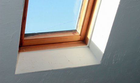 Pose de velux ou fenêtre de toit